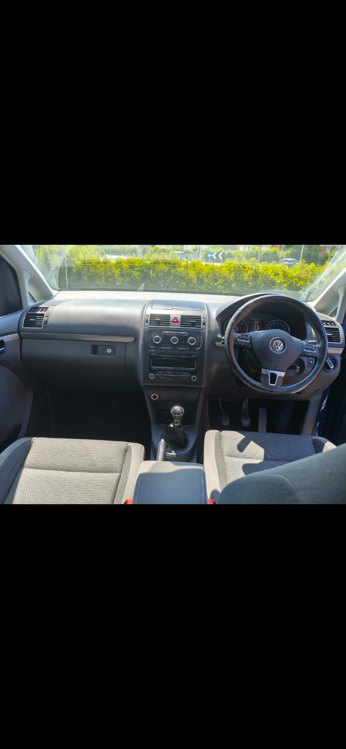 2013 Volkswagen Touran 1.6 TDI photo 9